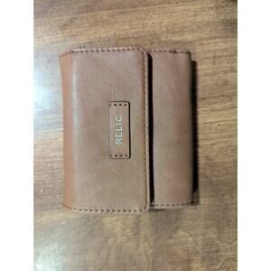 Relic Vintage Brown Leather Trifold Ladies Wallet Logo PLEASE READ